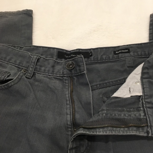 Calvin Klein Jeans - Picture 3 of 6